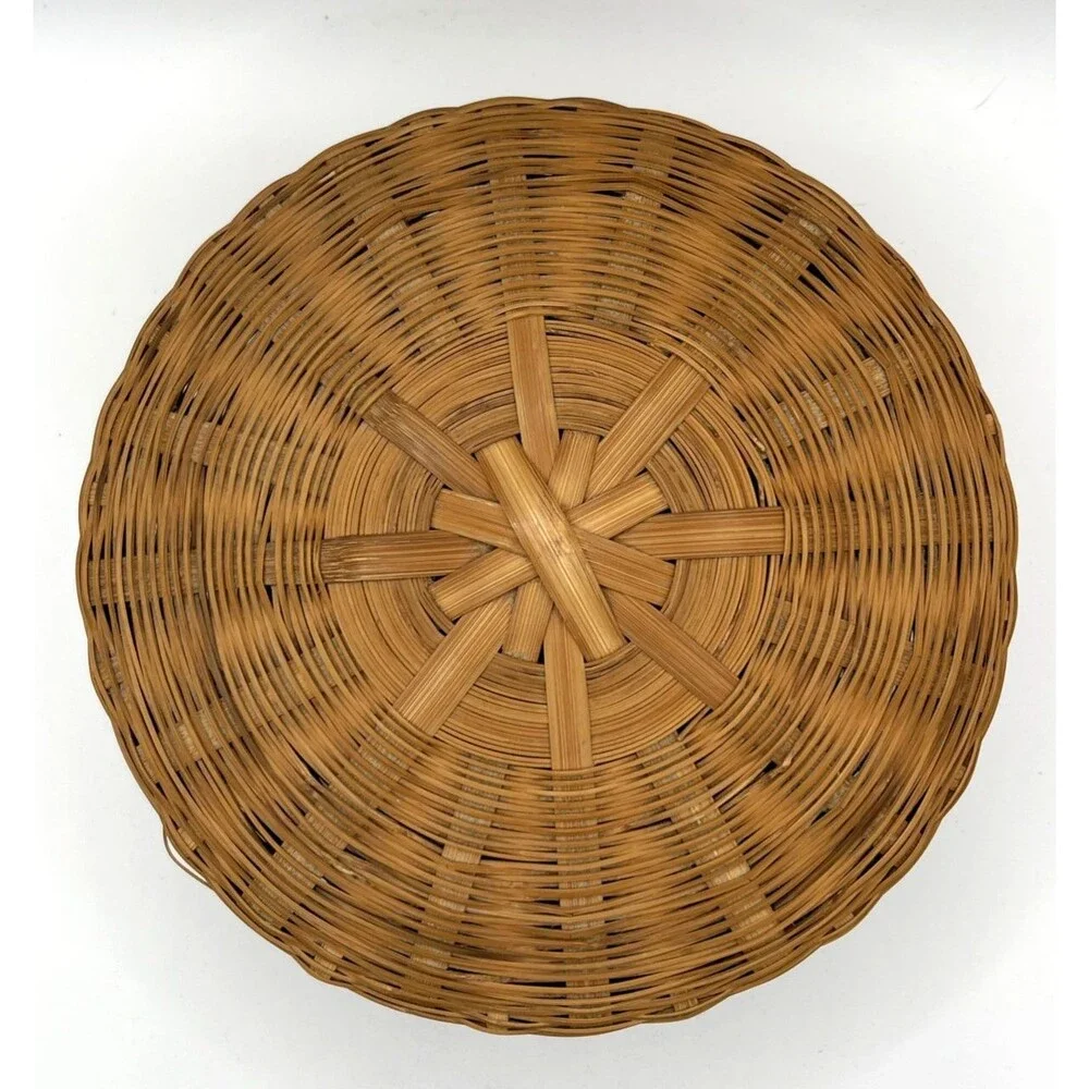 Vtg Woven Chinese Split Bamboo & Rattan Woven Boho Round Storage Basket & Lid